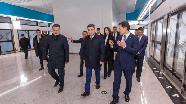 Как будет выглядеть LRT в Астане, показали Бектенову (фото)