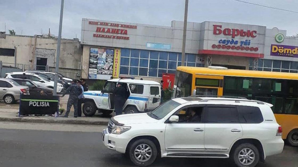 Мужчина умер возле торгового дома в Семее