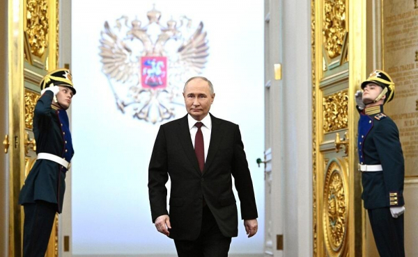 Путин официально вступил в должность президента России