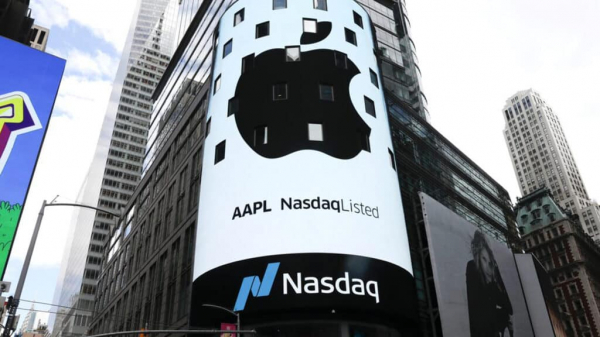 Bernstein повысила рейтинг акций Apple