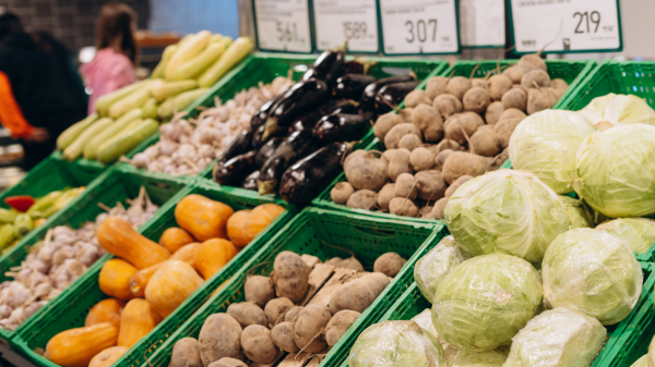 Названы регионы с наихудшими показателями по стабилизации цен на продукты